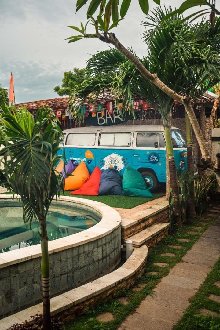 Lembongan Hostel Nusa Lembongan Exteriör bild